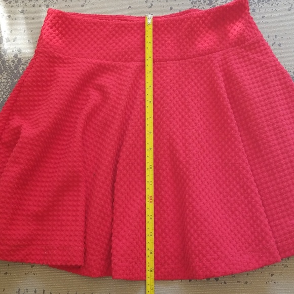 Red Circle/Skater Skirt - Picture 3 of 4